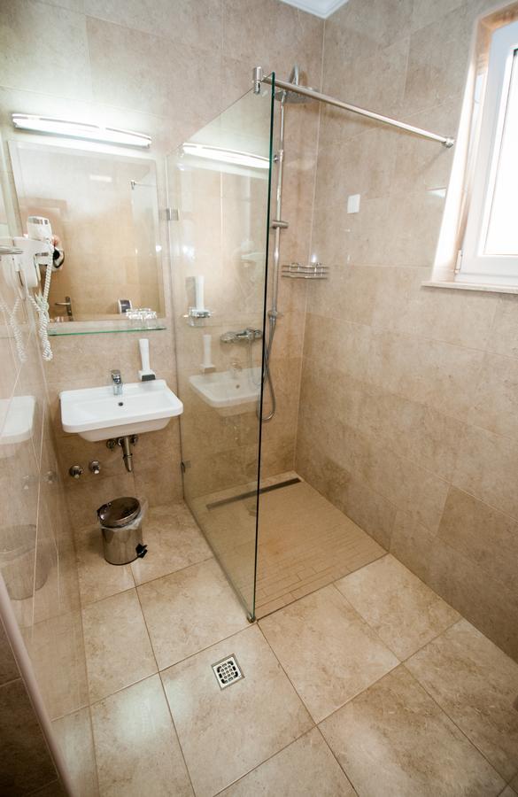Hotel Olivia Меджугорье Экстерьер фото